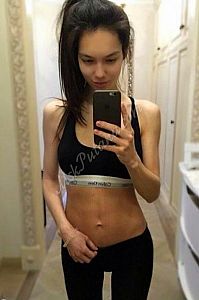 Анюта, метро Кутузовская