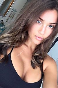 Вика, метро Беговая