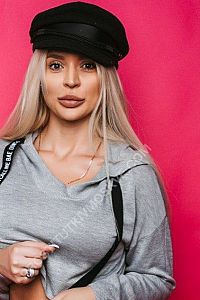 Лена, метро Бунинская аллея